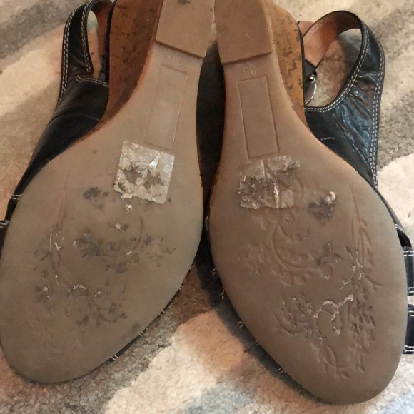 Black open toe sling back wedge sandals - Picture 5 of 5